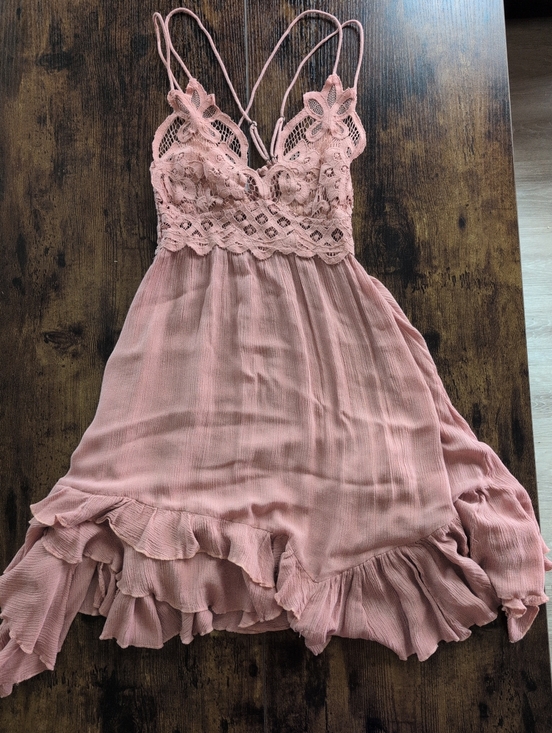 Dresses & Skirts - Boho Lace Ruffle Mini Dress | Pink Flowy Festival Dress | Women’s XS